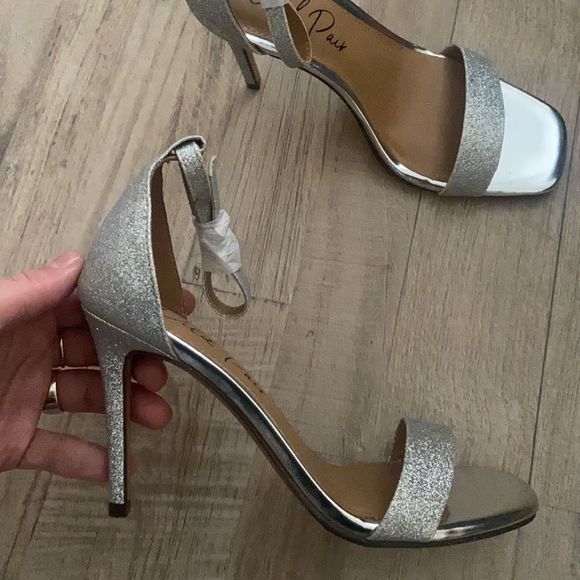 Brand new silver glitter sandals on a high heel - Picture 3 of 8